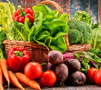 Détox express : de fruits frais, légumes verts…